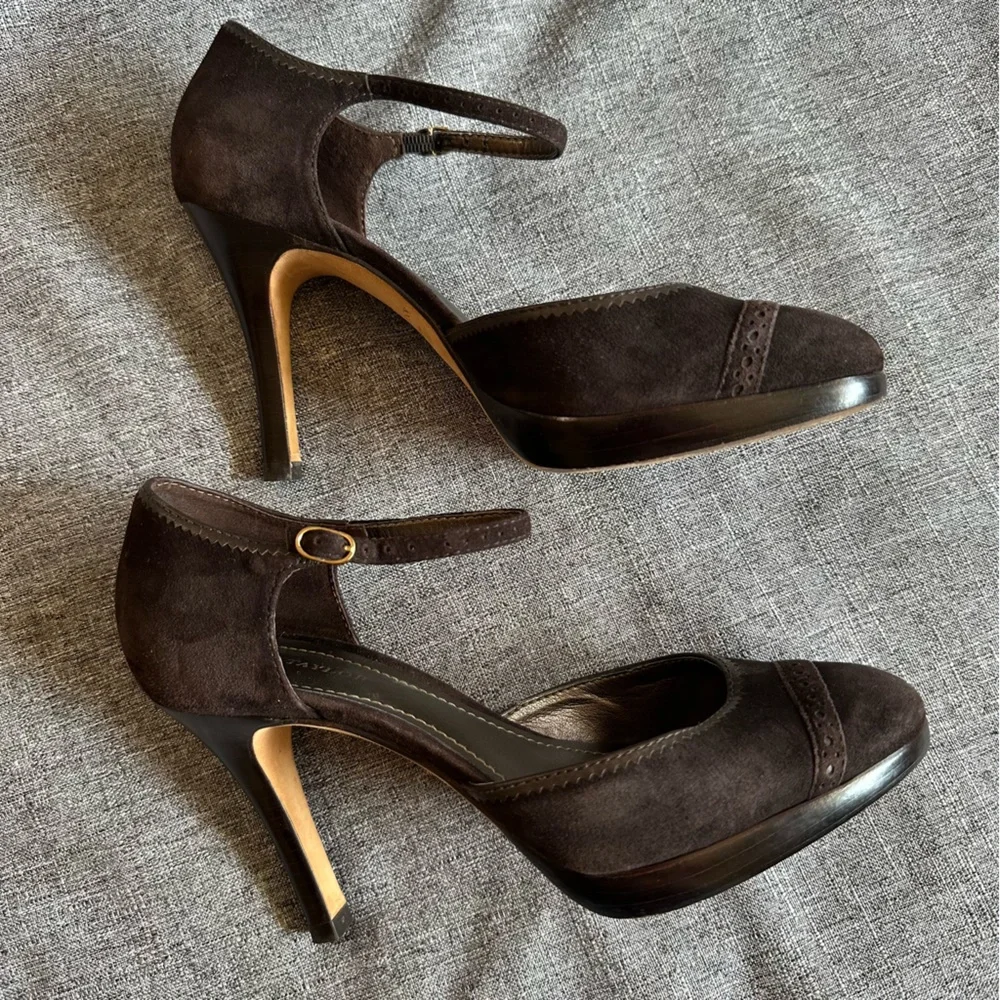 *Final Sale Price*  Ann Taylor brown suede heels platform pump - Picture 5 of 15